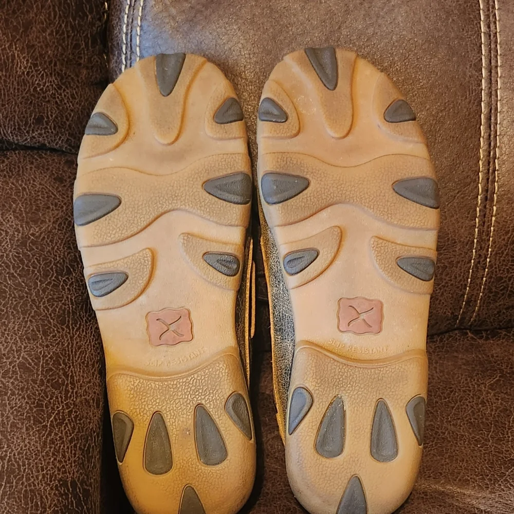 Twisted X Leopard Print Moccasins - Picture 3 of 4